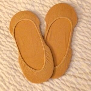 NWOT Women's Nude Sockless Shoes Liners | One Size, 2 pairs